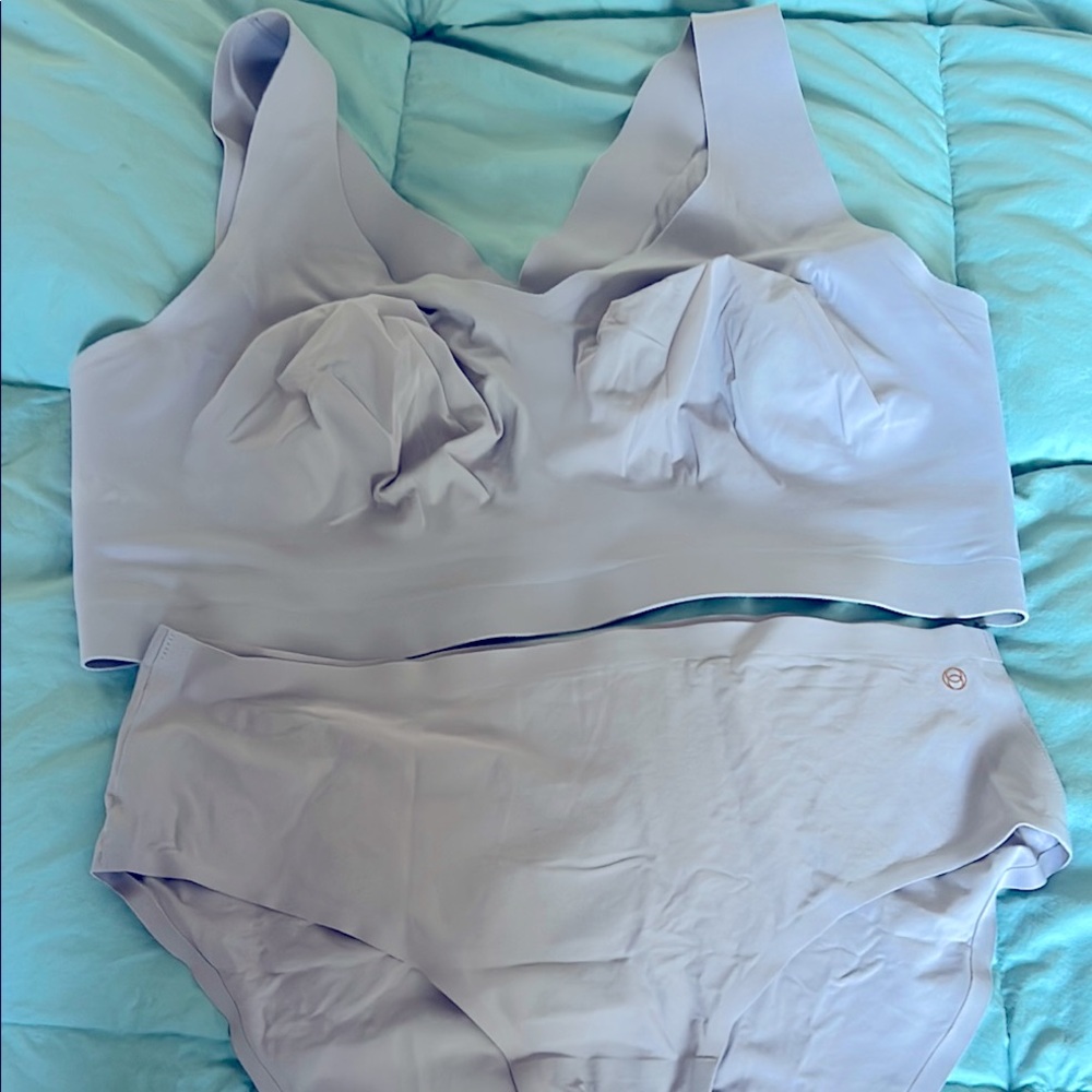 Evelyn Bobbie set of defy bra and underpants XL and 16-24 brand new w/o tags